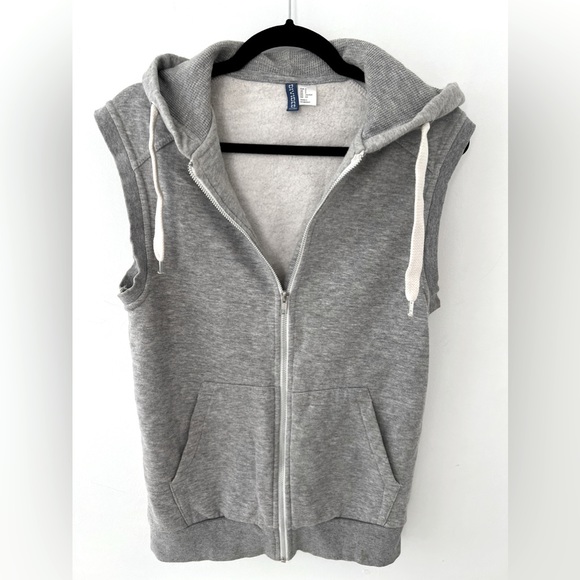 2 H&M zip up hooded sweater vests - Picture 1 of 6